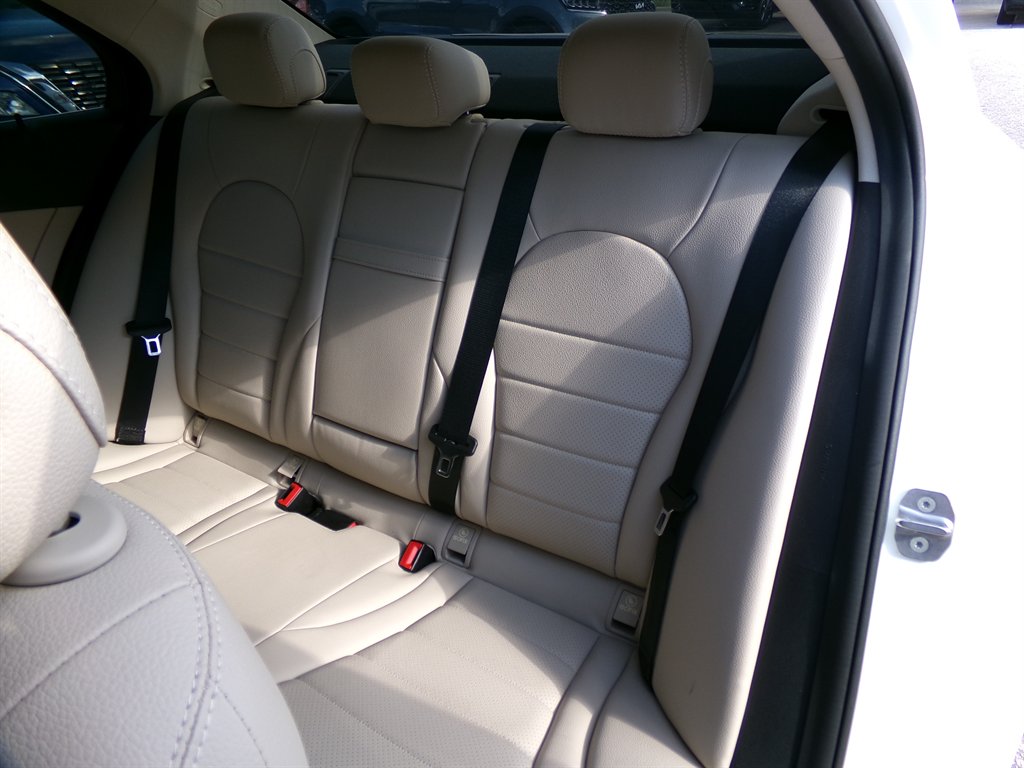 2020 Mercedes-Benz C-Class - $28,752