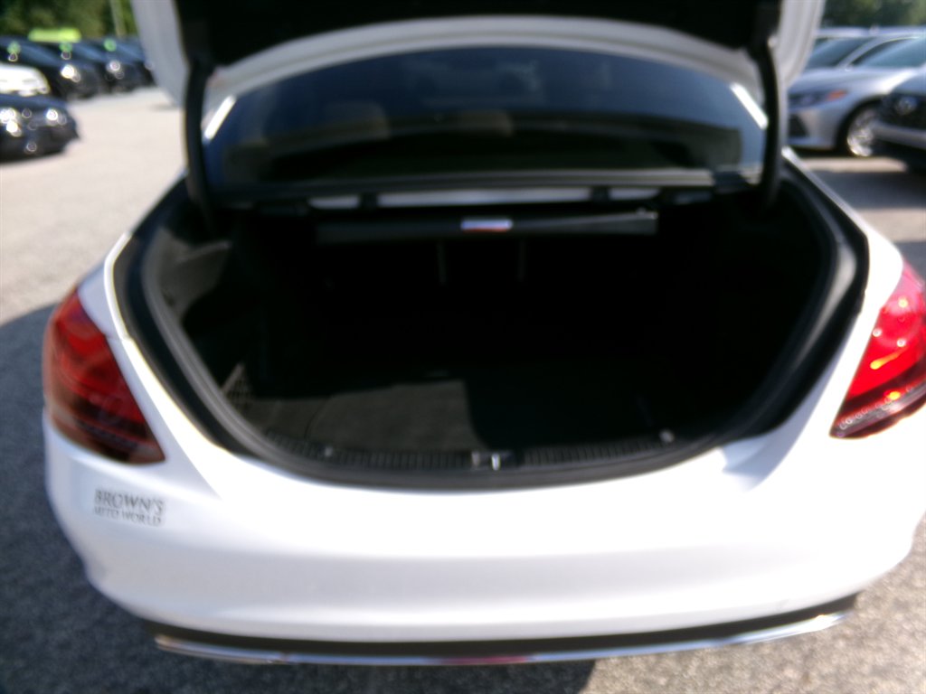 2020 Mercedes-Benz C-Class - $28,752