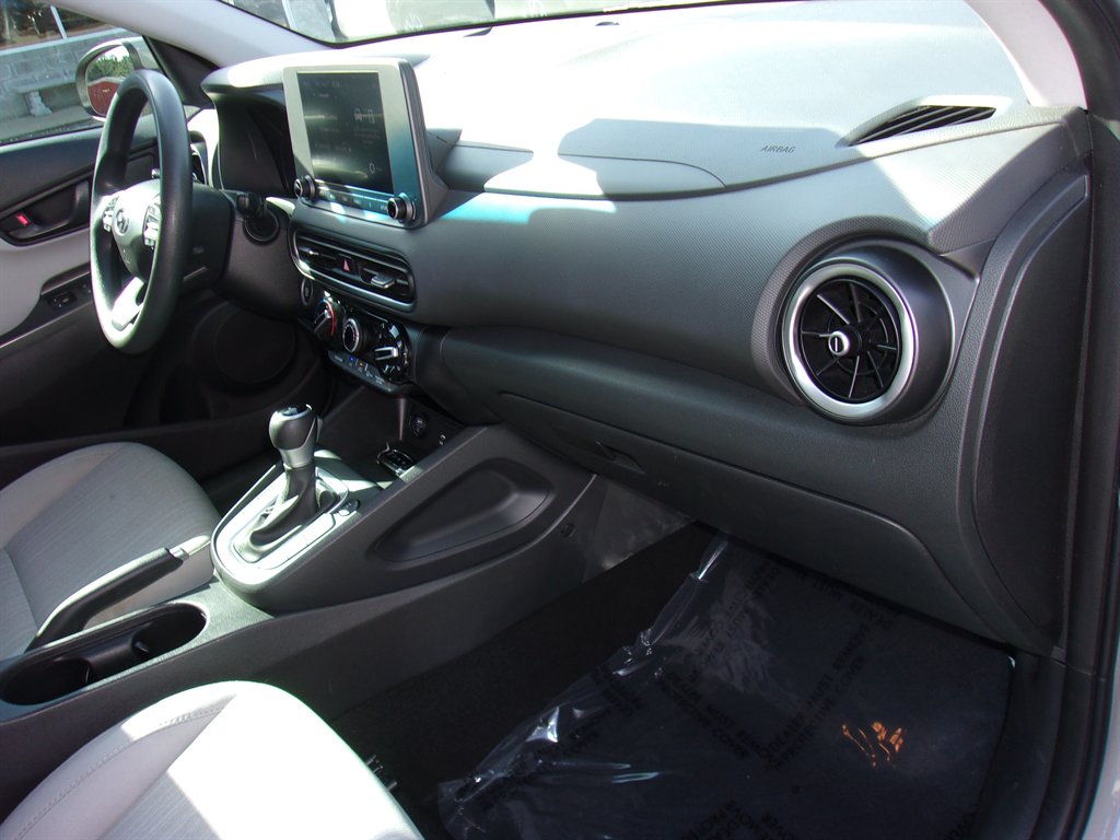 2023 Hyundai Kona - $22,654