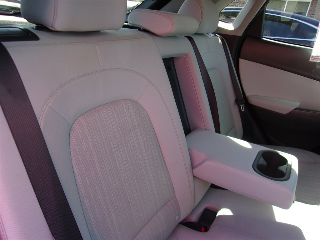 2023 Hyundai Kona - $22,654