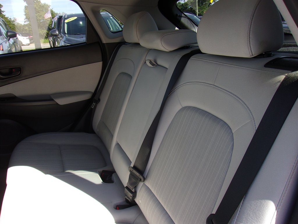 2023 Hyundai Kona - $22,654