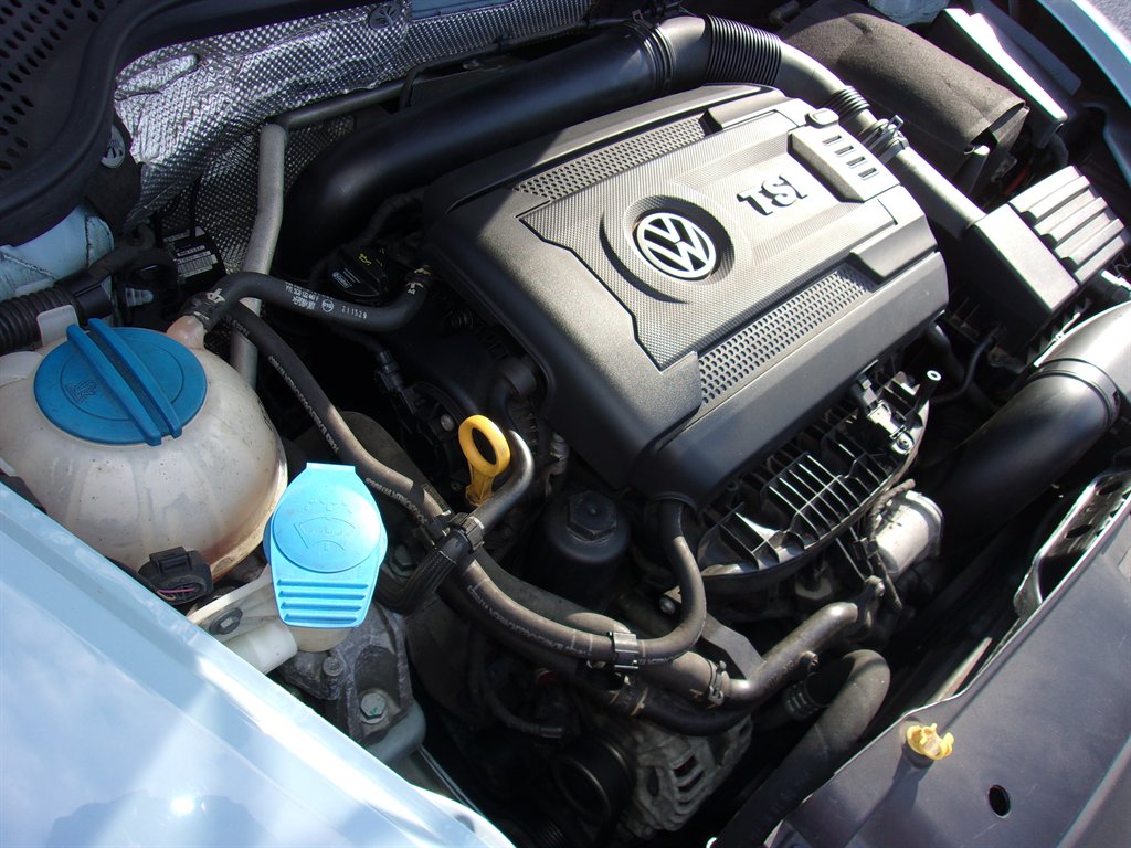 2015 Volkswagen Beetle - $17,254