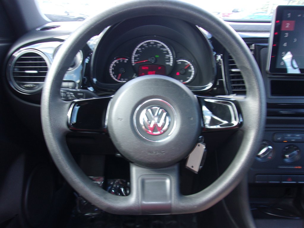 2015 Volkswagen Beetle - $17,254