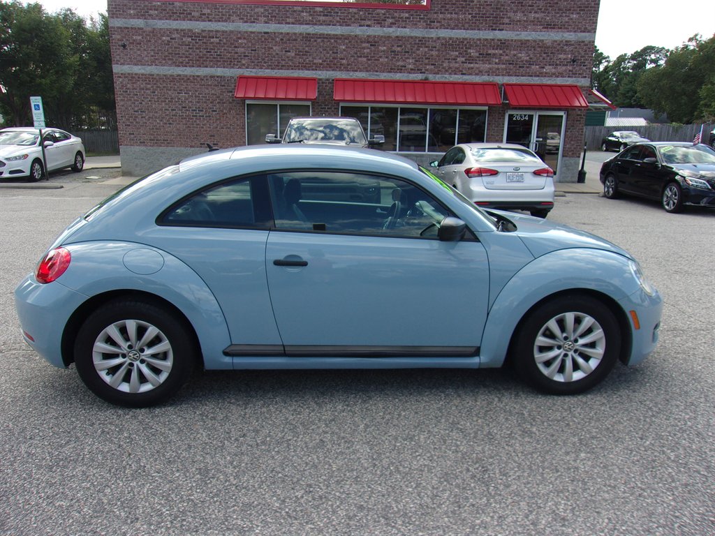 2015 Volkswagen Beetle - $17,254
