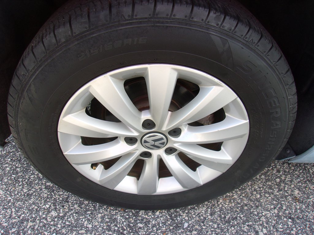 2015 Volkswagen Beetle - $17,254