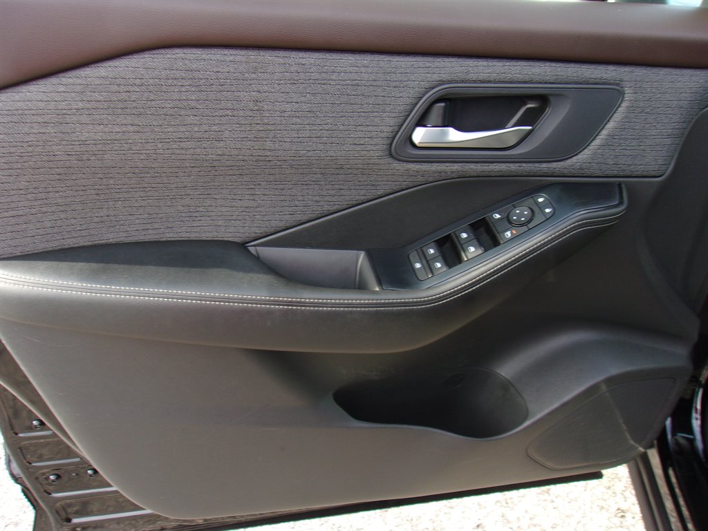 2022 Nissan Rogue - $22,587