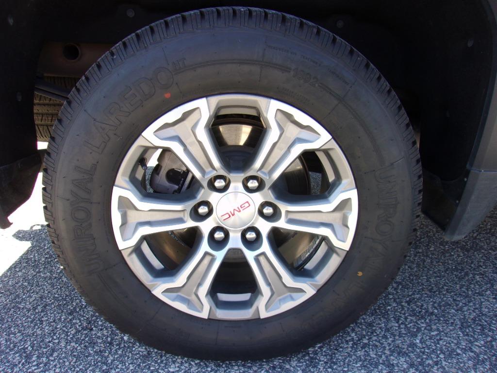 2025 GMC Sierra - $41,614