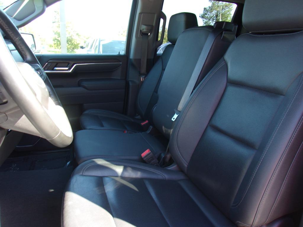 2025 GMC Sierra - $41,614