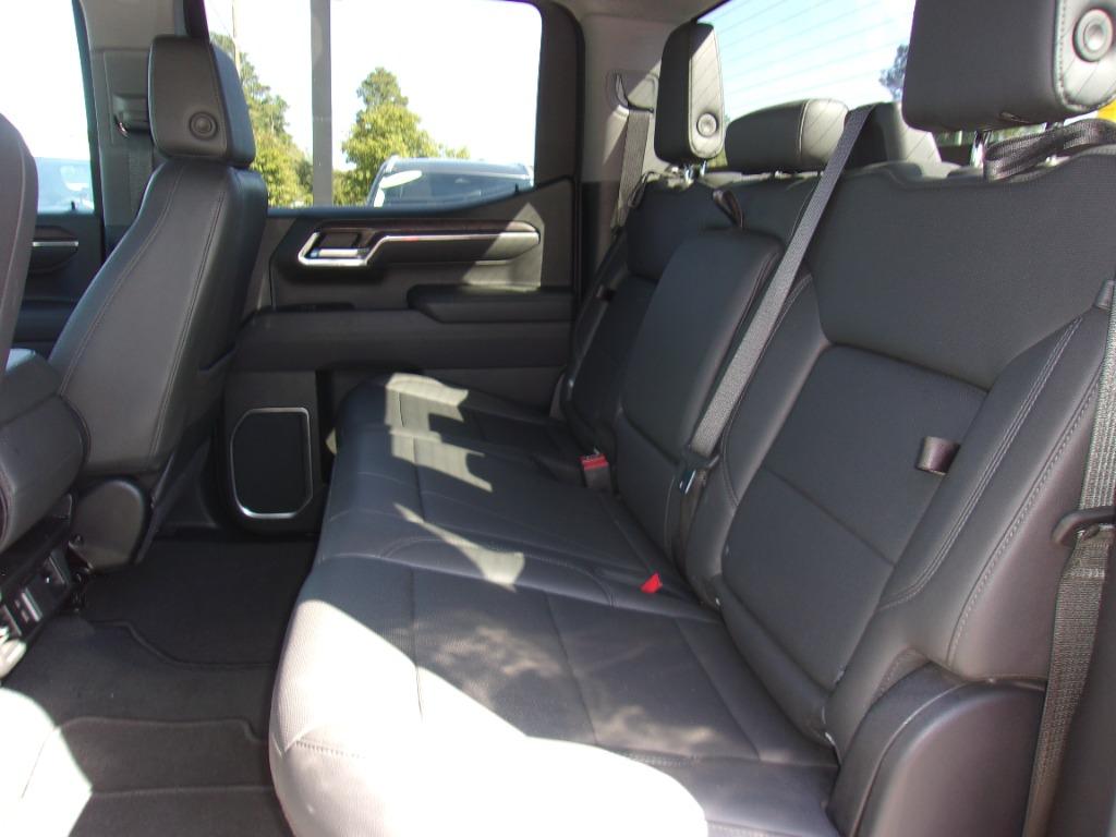 2025 GMC Sierra - $41,614