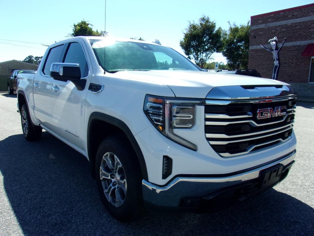 2025 GMC Sierra - $41,614