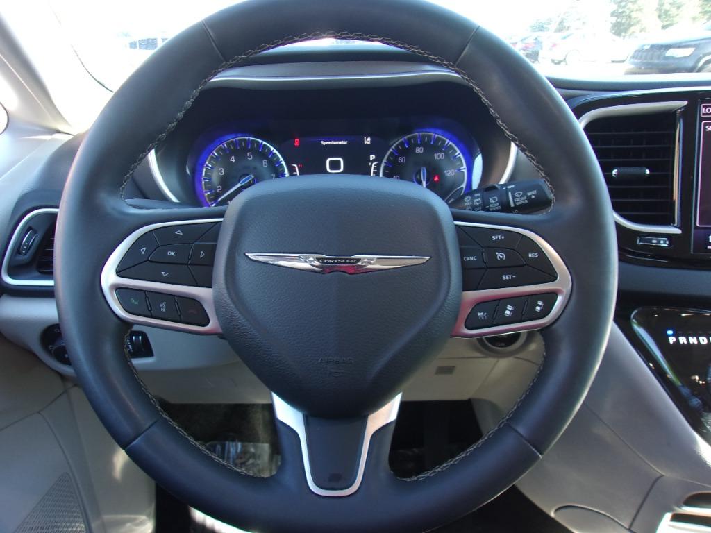 2024 Chrysler Pacifica - $26,914
