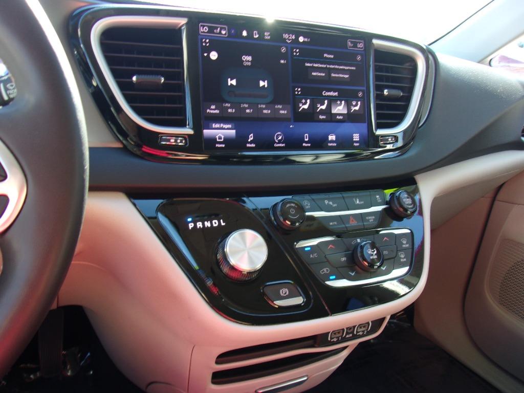 2024 Chrysler Pacifica - $26,914