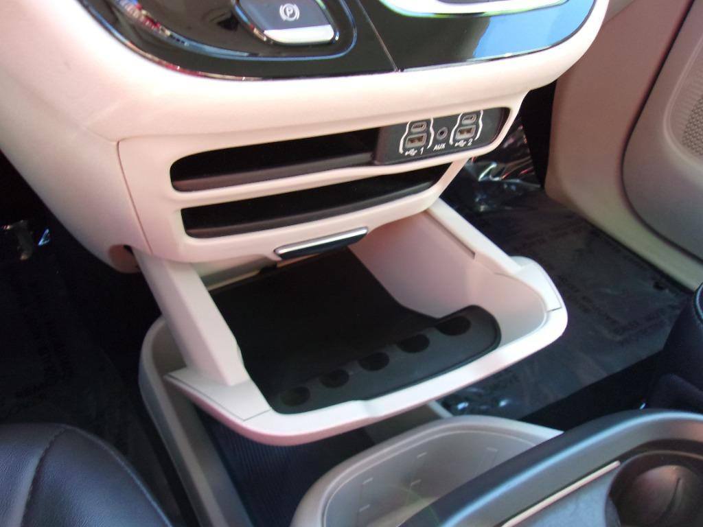 2024 Chrysler Pacifica - $26,914