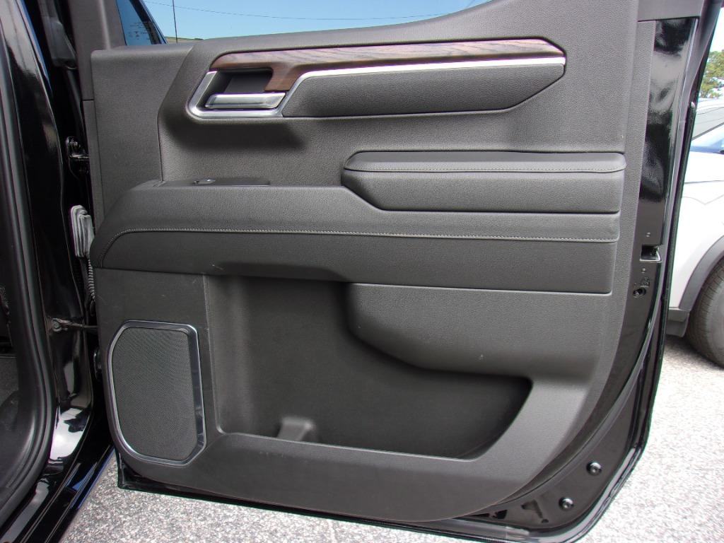 2025 GMC Sierra - $42,488