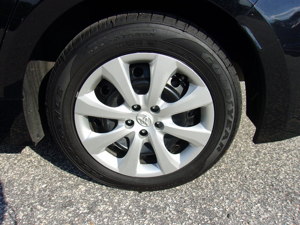 2025 Toyota Corolla - $24,956