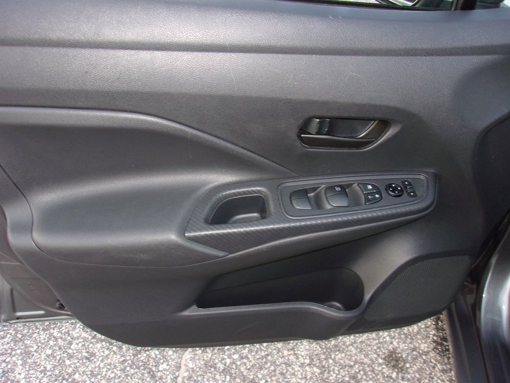 2025 Nissan Versa