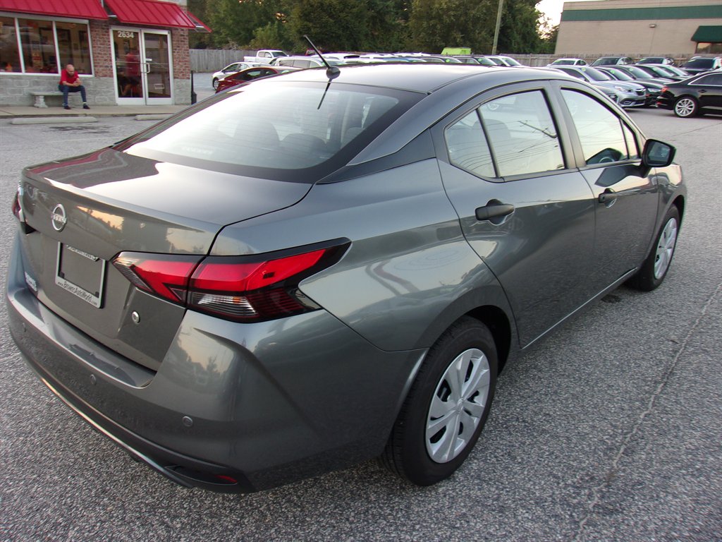 2025 Nissan Versa
