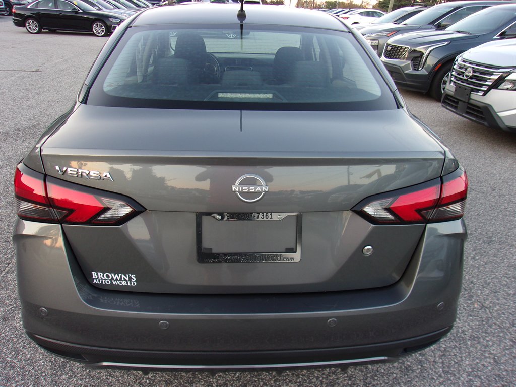 2025 Nissan Versa