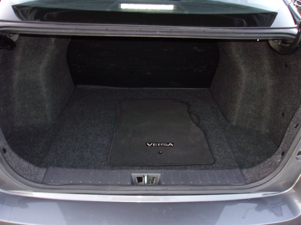 2025 Nissan Versa