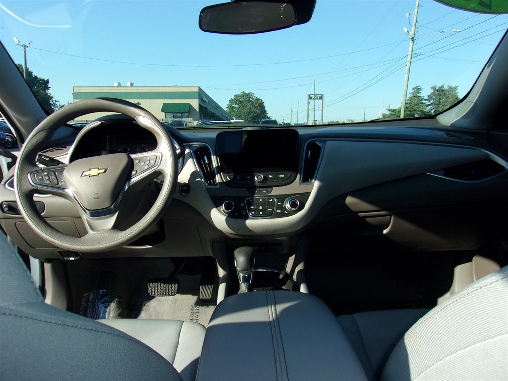 2025 Chevrolet Malibu