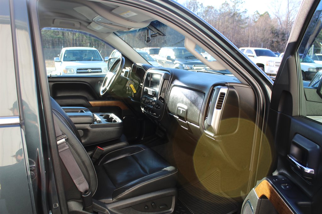 2017 Chevrolet Silverado 1500 LTZ photo