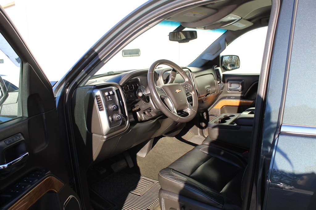 2017 Chevrolet Silverado 1500 LTZ photo