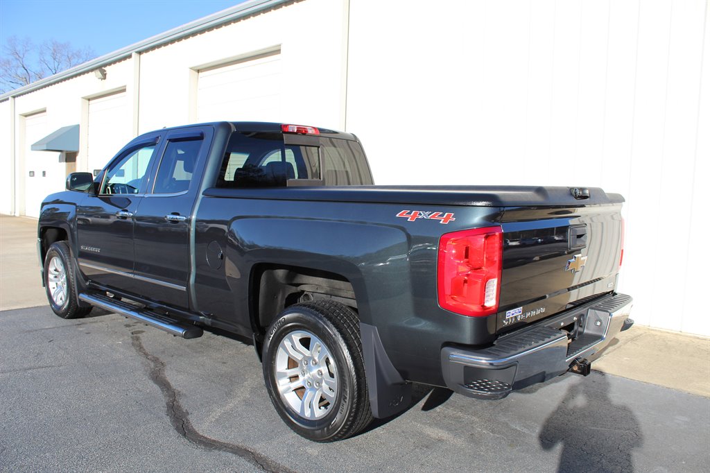 2017 Chevrolet Silverado 1500 LTZ photo