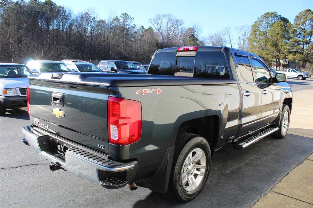 2017 Chevrolet Silverado 1500 LTZ photo