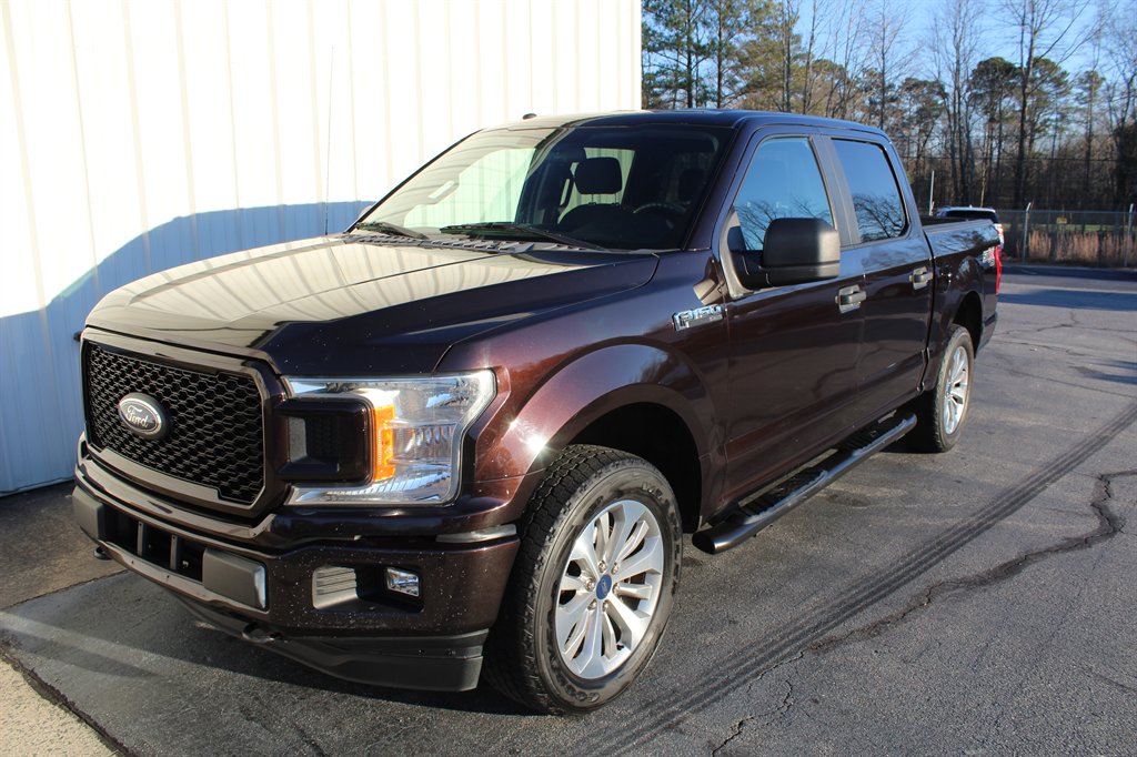 2018 Ford F150 Lariat photo