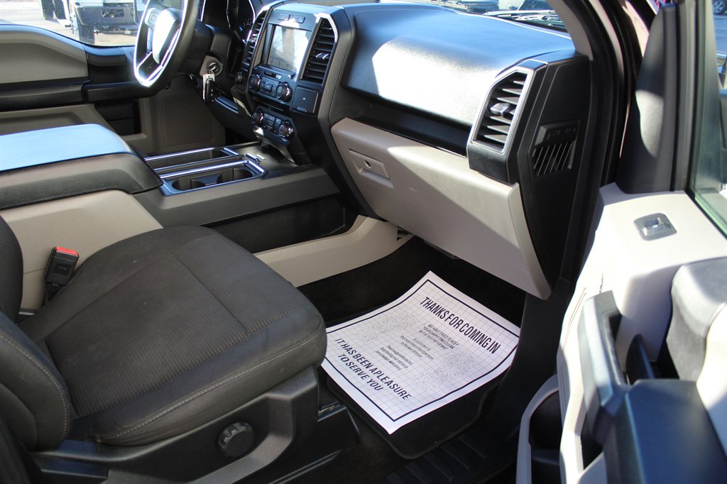 2018 Ford F150 Lariat photo