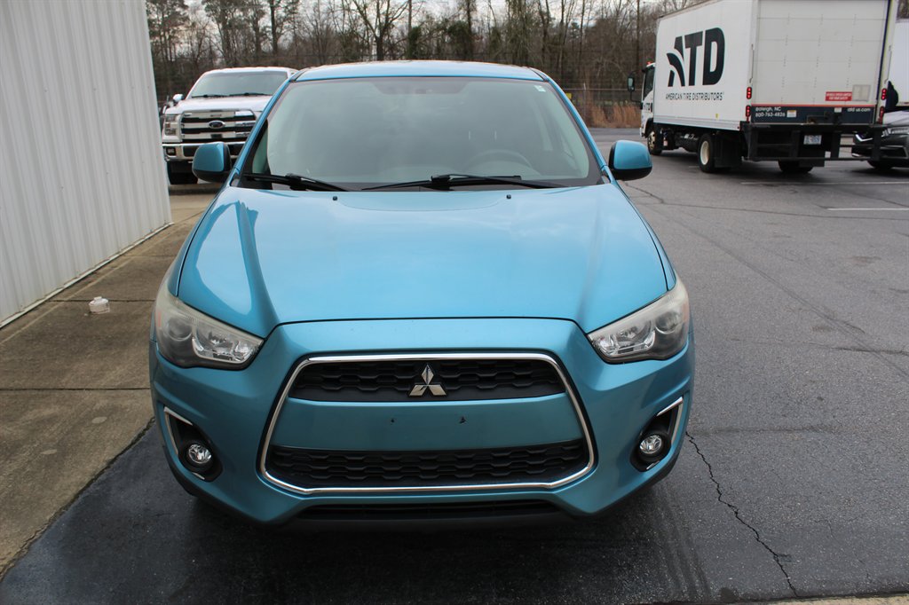2014 Mitsubishi Outlander Sport ES photo