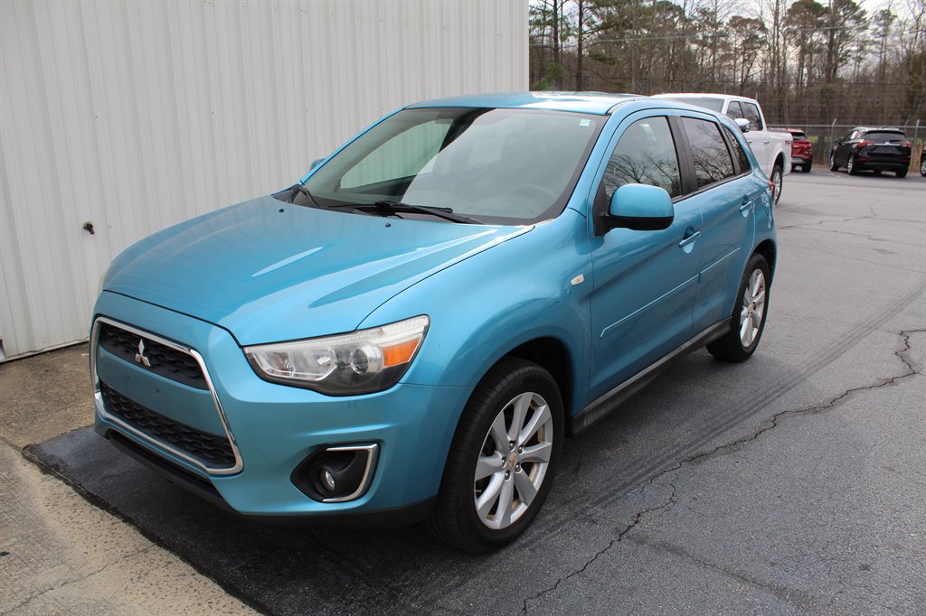 2014 Mitsubishi Outlander Sport ES photo