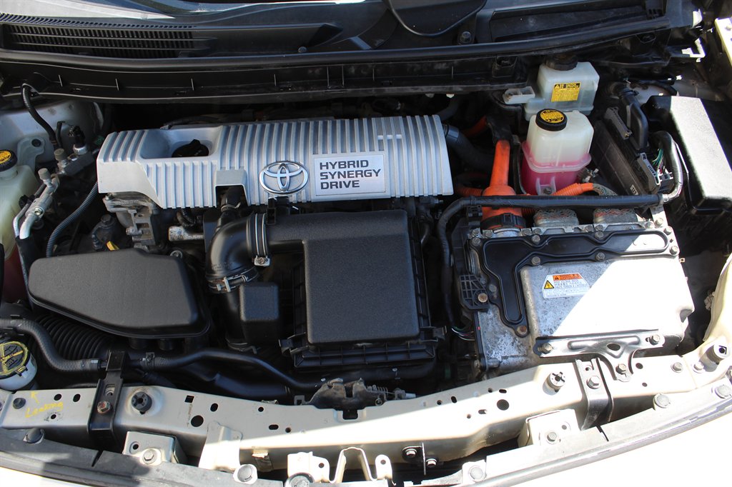 2010 Toyota Prius II photo
