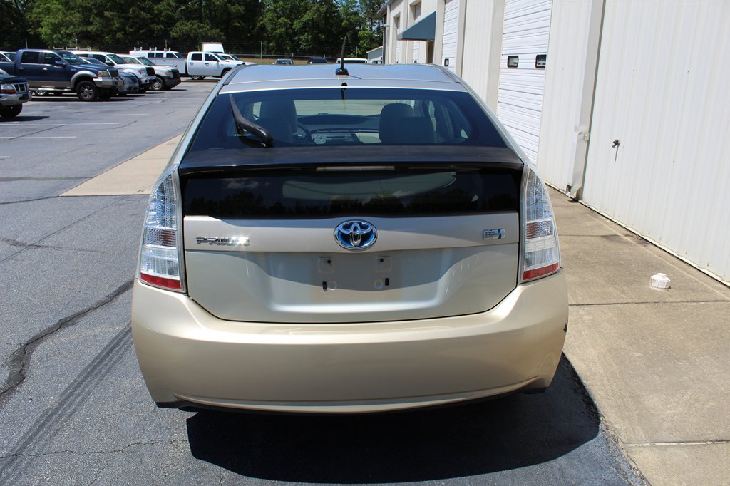 2010 Toyota Prius II photo