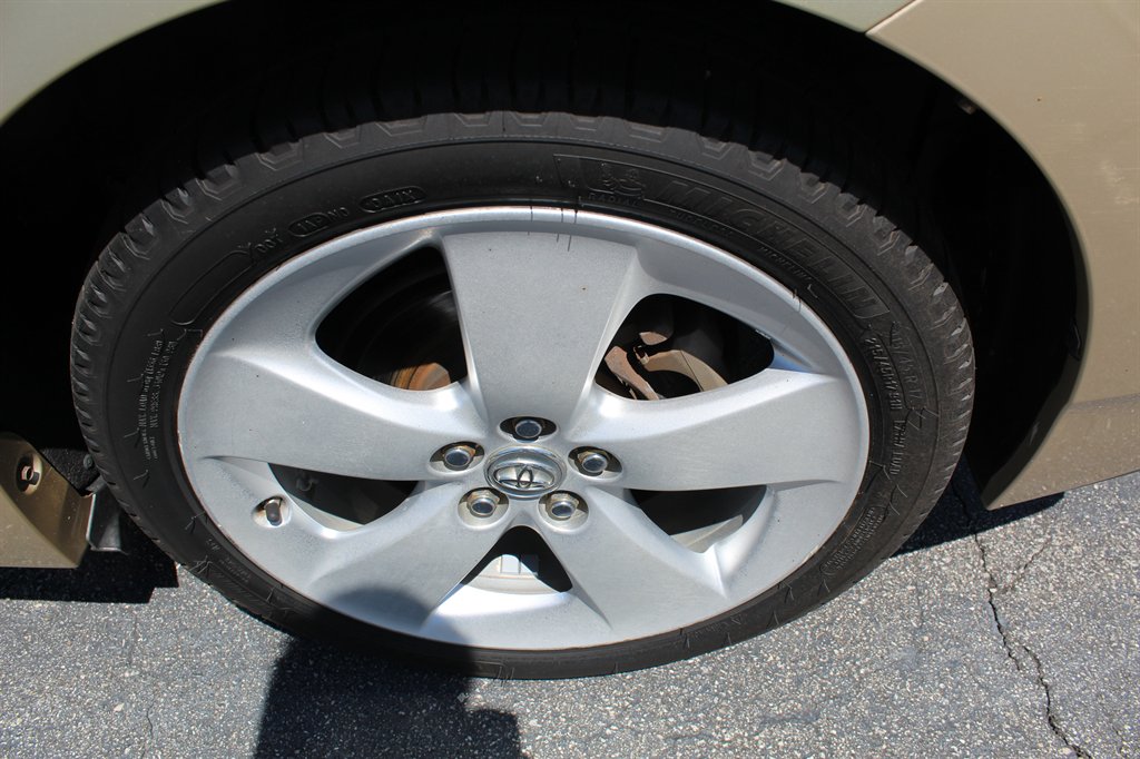 2010 Toyota Prius II photo