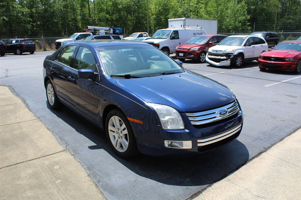 2007 Ford Fusion - $6,850