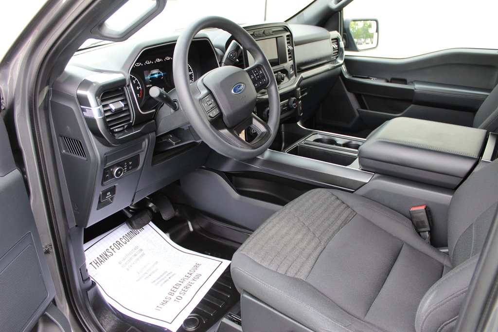 2021 Ford F-150 - $27,700