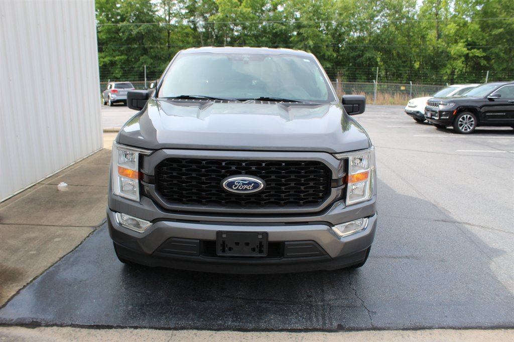 2021 Ford F-150 - $27,700
