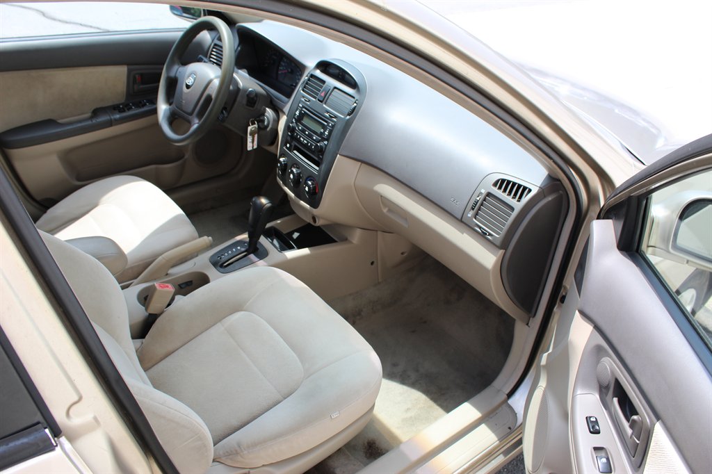 2006 Kia Spectra - $3,900