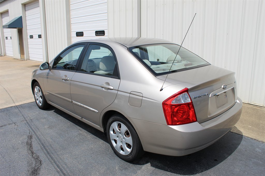 2006 Kia Spectra - $3,900