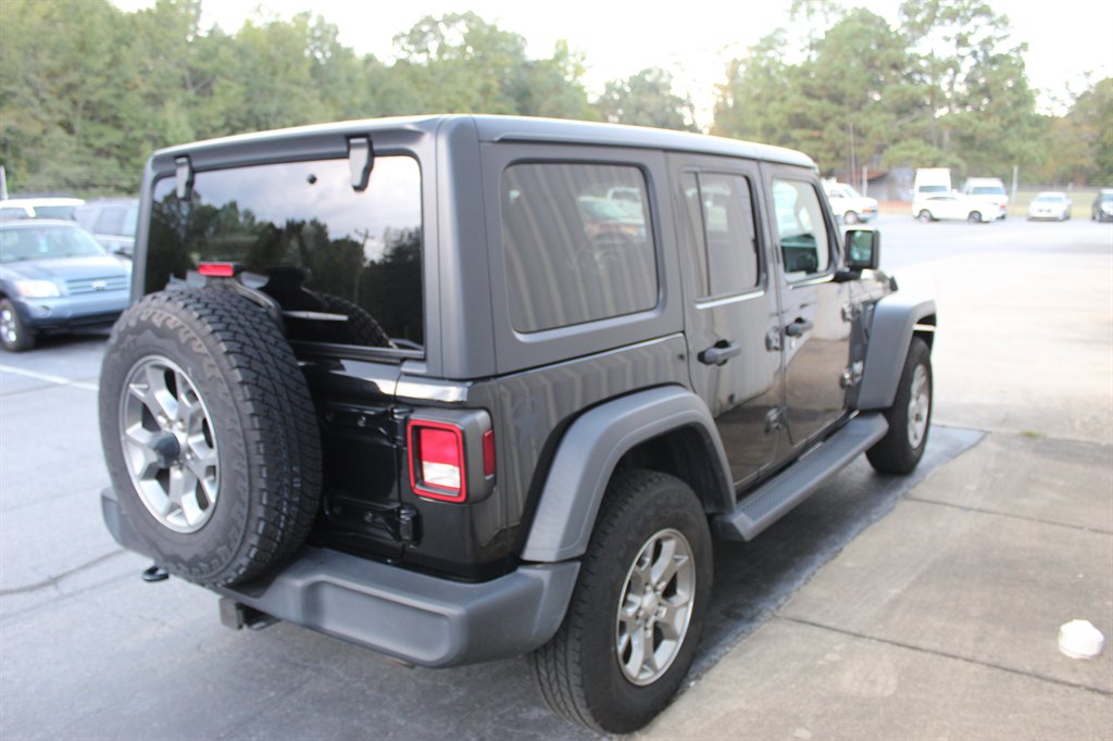 2020 Jeep Wrangler - $21,550