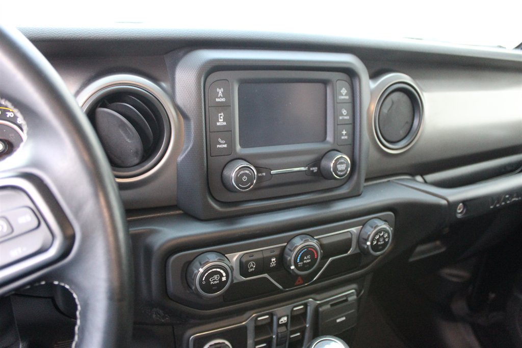 2020 Jeep Wrangler - $21,550
