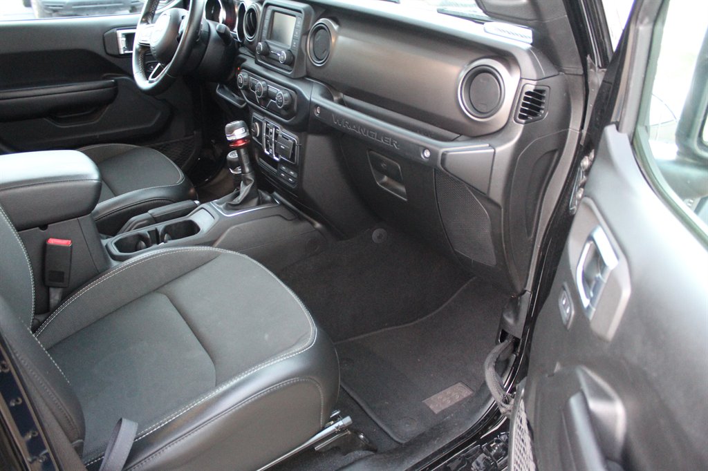 2020 Jeep Wrangler - $21,550