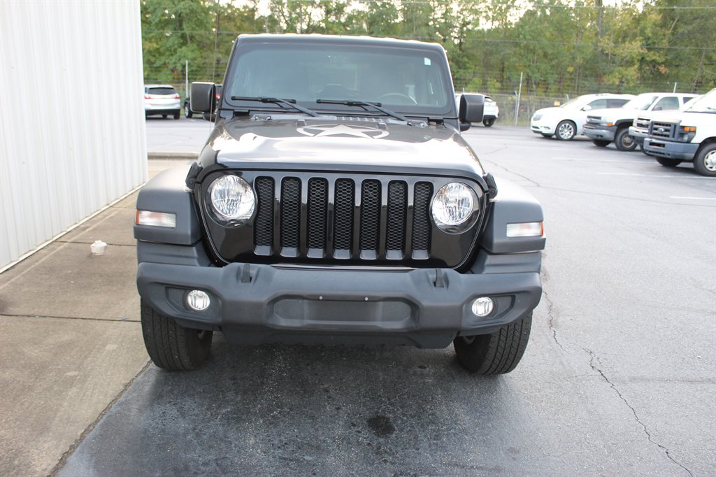 2020 Jeep Wrangler - $21,550