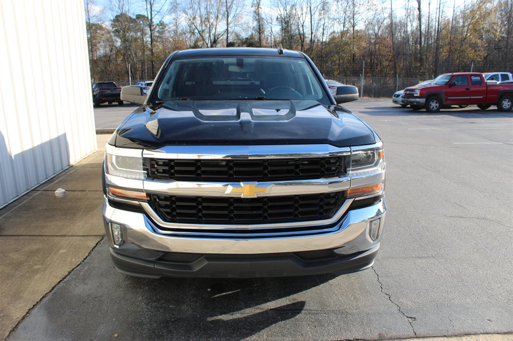 2017 Chevrolet Silverado 1500 - $13,890