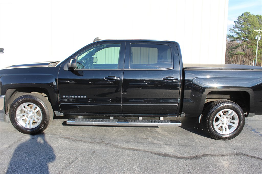 2017 Chevrolet Silverado 1500 - $13,890