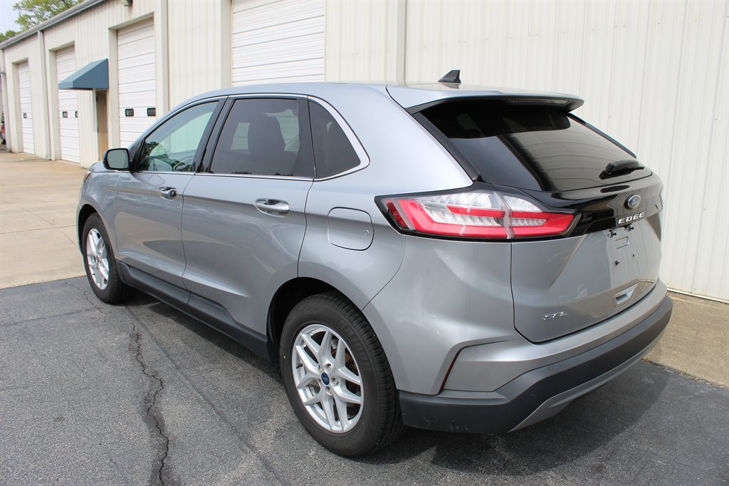 2021 Ford Edge - $13,000