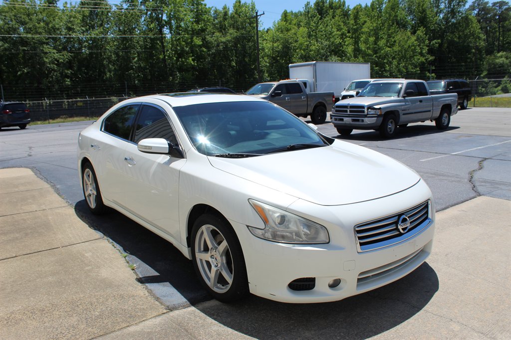 2014 Nissan Maxima - $8,200