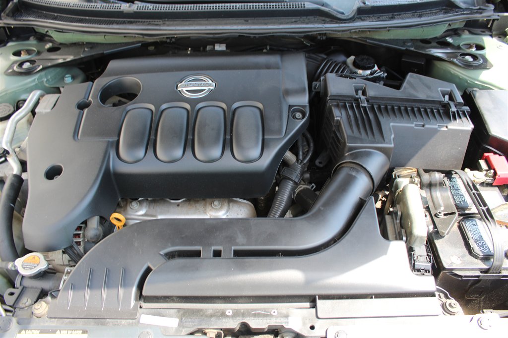 2008 Nissan Altima - $7,900