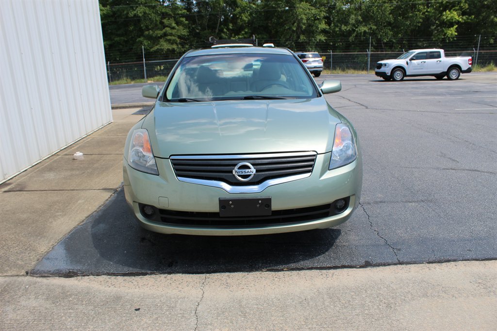 2008 Nissan Altima - $7,900